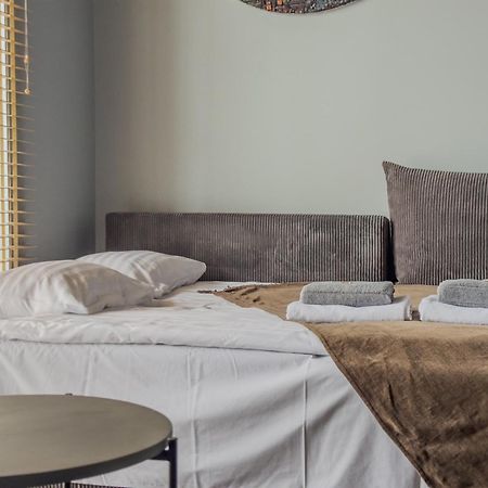 Ivis House Modern Apartment In Vilnius Old Town With Balcony Вильнюс Экстерьер фото