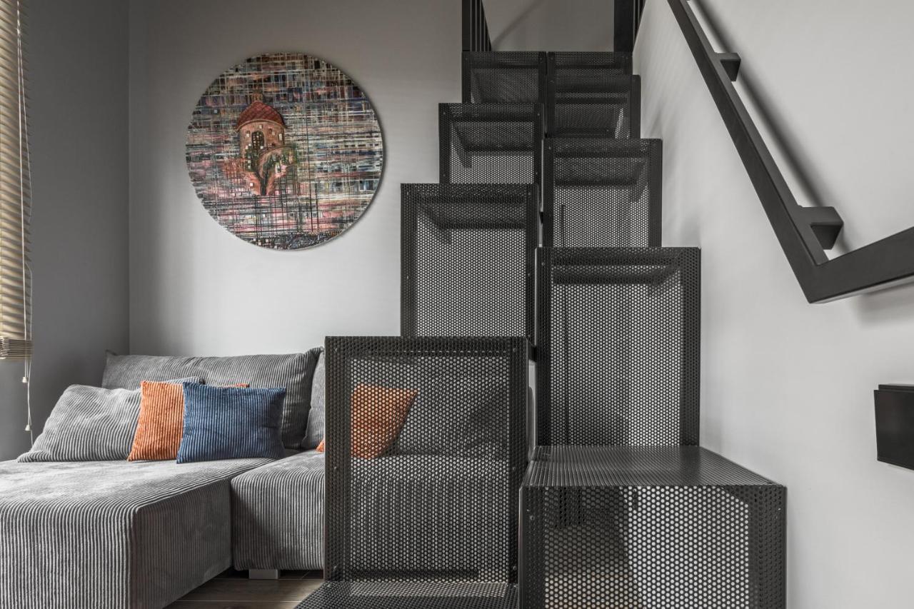 Ivis House Modern Apartment In Vilnius Old Town With Balcony Вильнюс Экстерьер фото
