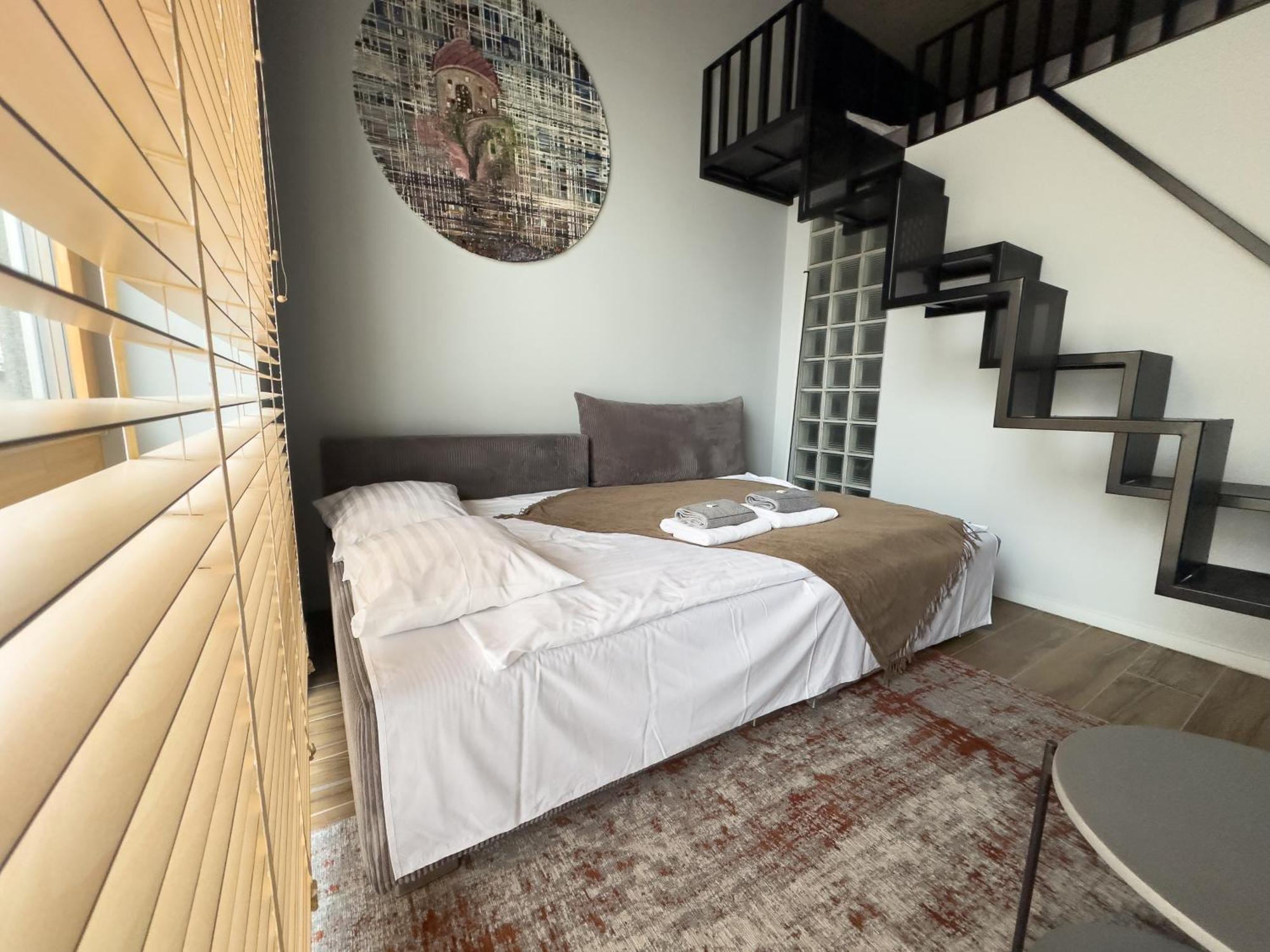 Ivis House Modern Apartment In Vilnius Old Town With Balcony Вильнюс Экстерьер фото
