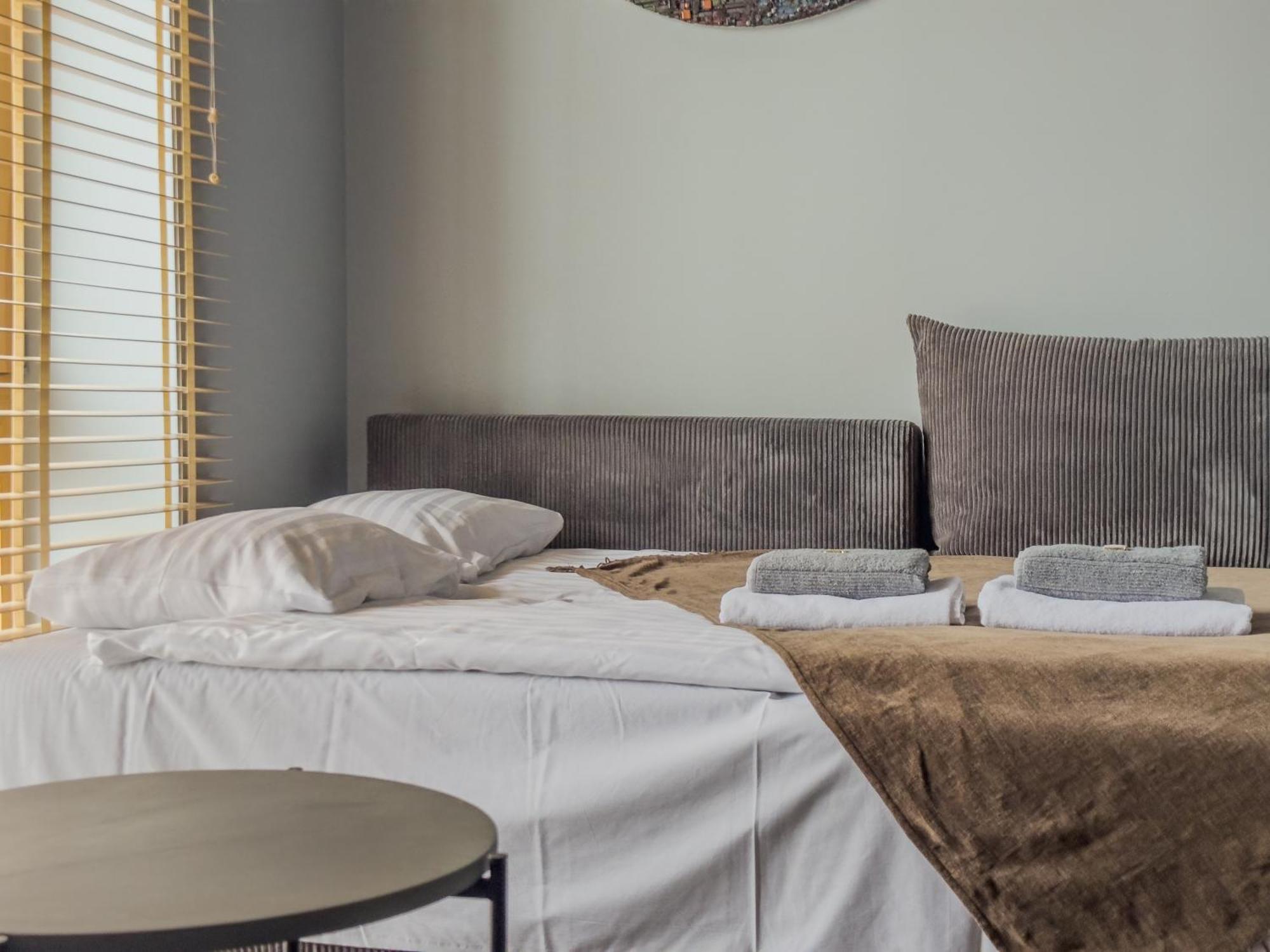 Ivis House Modern Apartment In Vilnius Old Town With Balcony Вильнюс Экстерьер фото